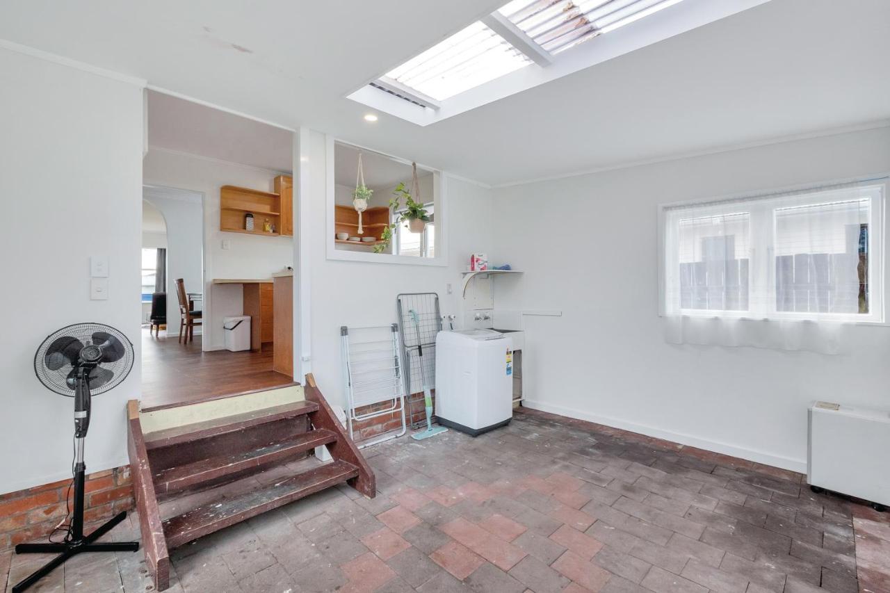 Spacious 3Br Nr Middlemore & Airport W Free Netflix Auckland Exterior photo